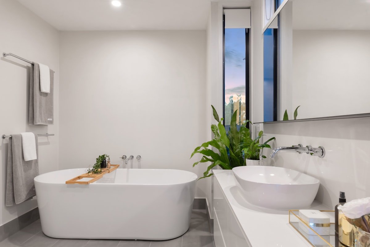 Paradise Wave Coastal Retreat - Ensuite Bathroom
